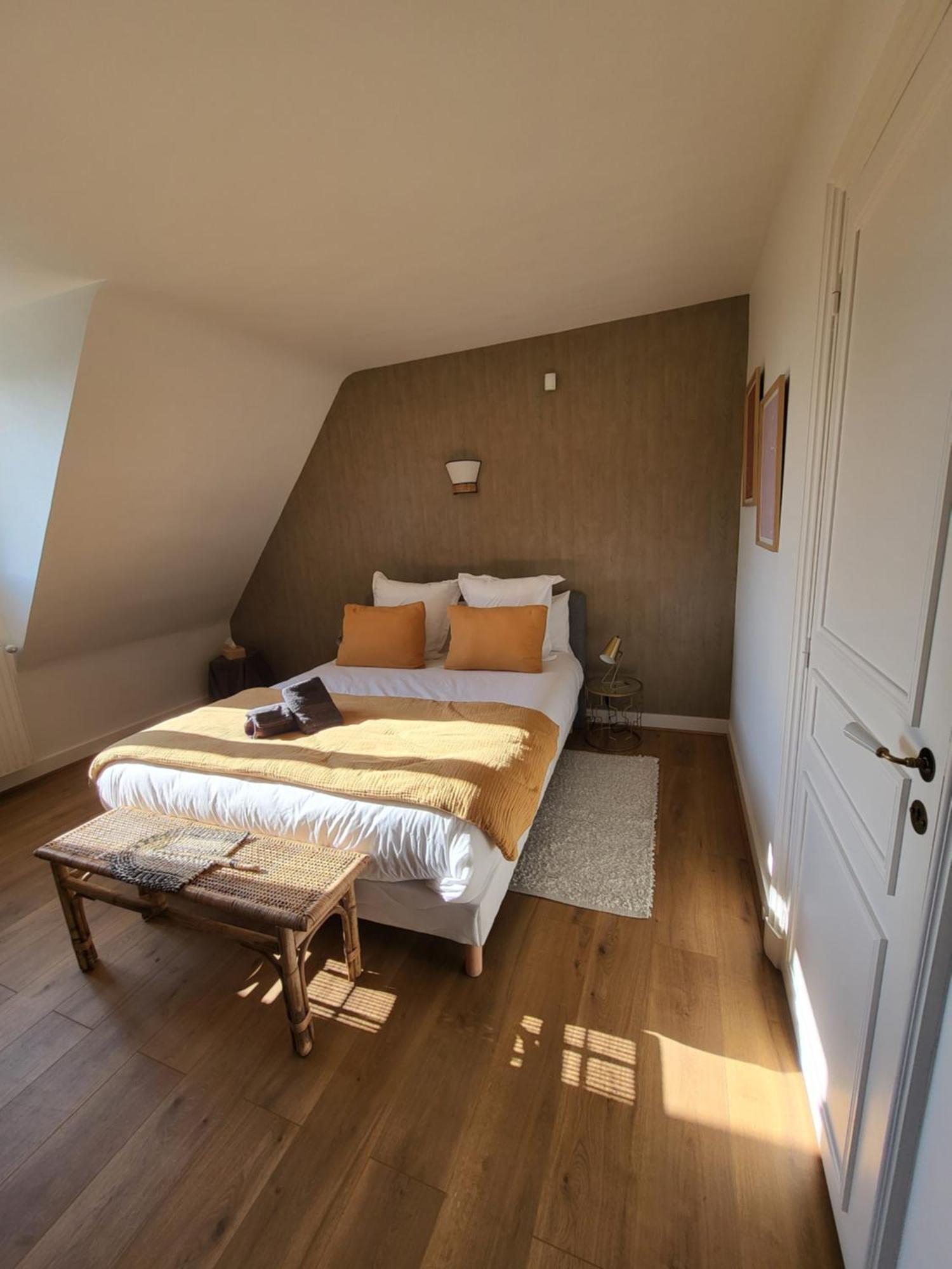 Domaine De Charme - Les Places Lassay-sur-Croisne Екстериор снимка